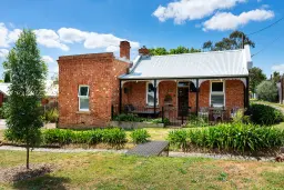 7-9 Doveton Street, Castlemaine