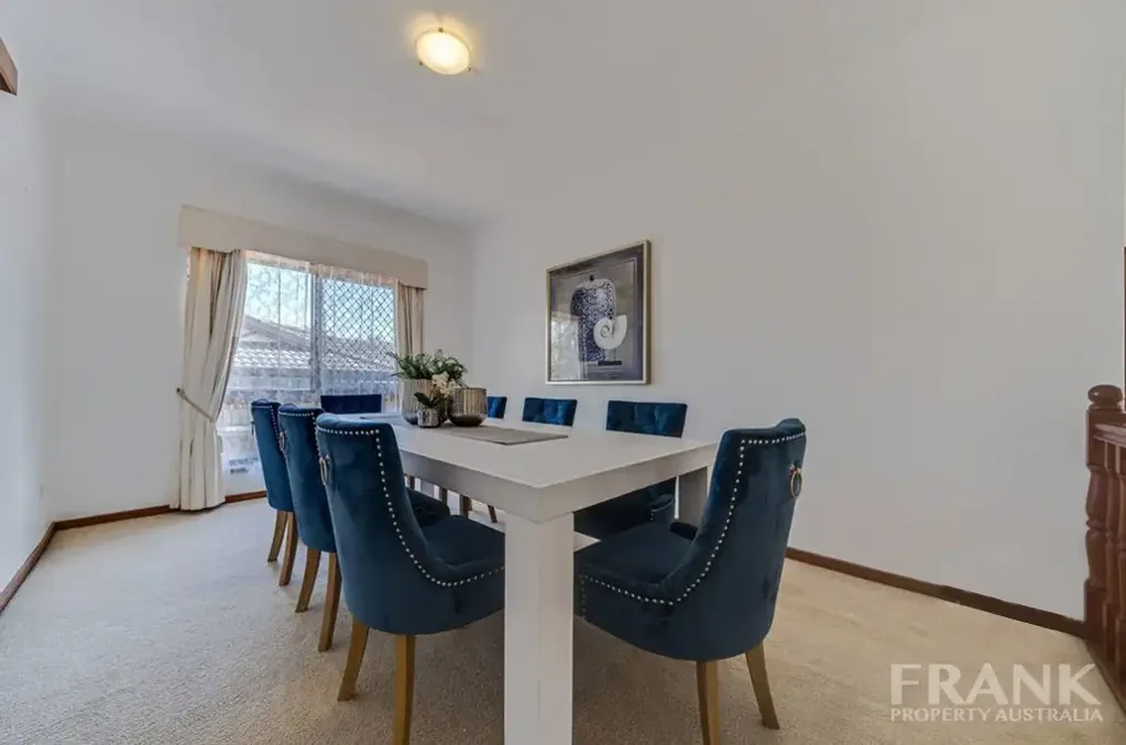 Colossal, high ceilings, single storey home