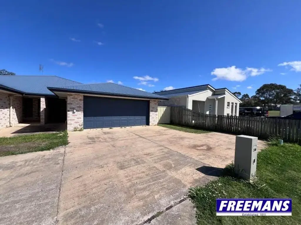Kingaroy 4कमरा Tidy investment with long term tenants