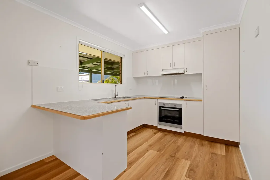 Spacious Living with Shed & Solar in Eli Waters