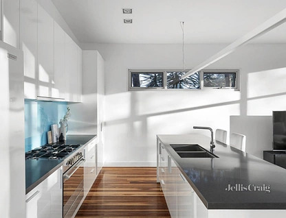30 The Boulevard, North Warrandyte, East Melbourne, 4房, 2浴, House
