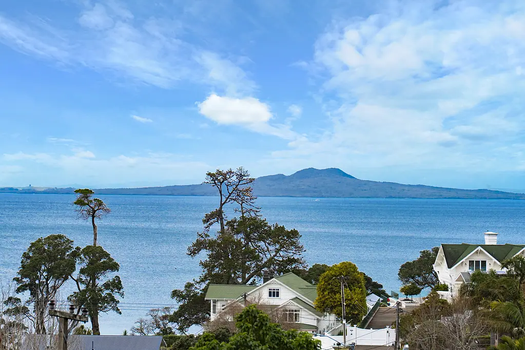 Torbay 4房  Stunning Brand-New Seaview Homes in Torbay
