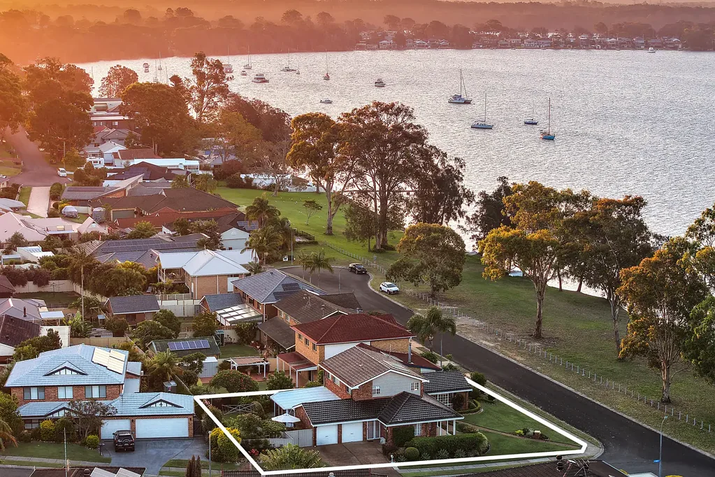 9 Lakeside Close, Bonnells Bay, NSW 2264