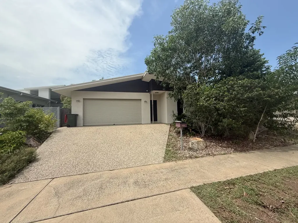 Modern Comfort and Family Living in Muirhead