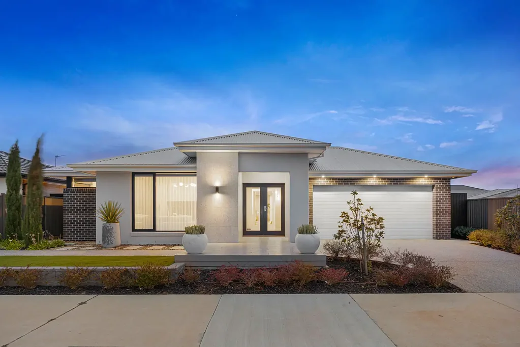 Winter Valley 4ห้องนอน Designer Living in a Premium Ex-Display Home