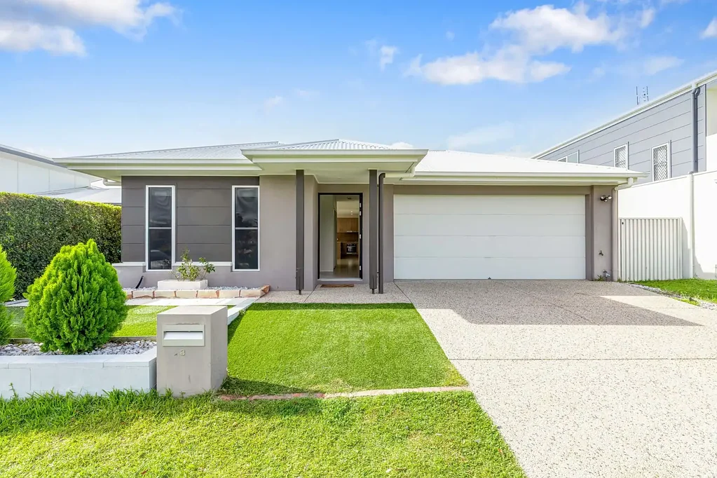 Baringa 4房  Modern, low-maintenance living in the heart of the Aura development