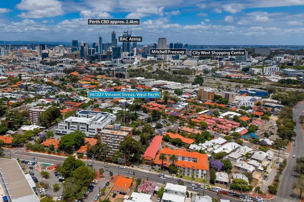 West Perth 1ਬੈੱਡਰੂਮ Top-Floor End Apartment with Panoramic Views
