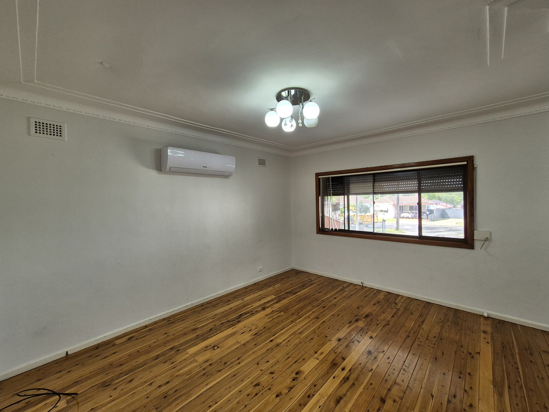 8 AUSTRALIA ST, BASS HILL NSW 2197, 0 침실, 0 욕실, House