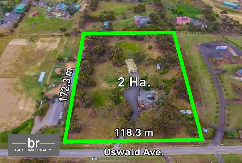 Lara GRAND HOME, 5 ACRES WITH VIEWS SET IN GROWTH POCKET