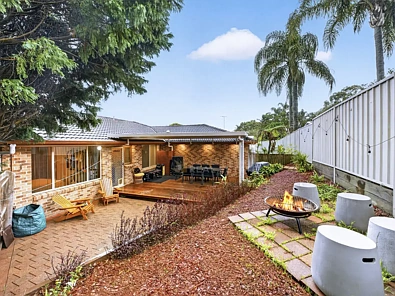 Corlette 2Moenga Charming Coastal Townhouse in Corlette