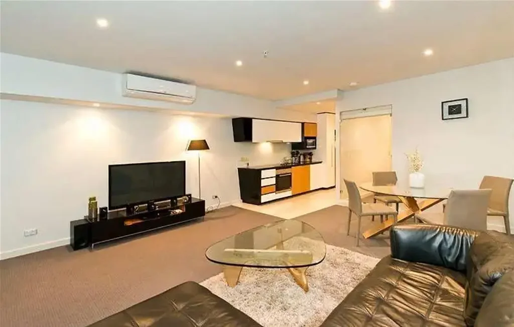FURNISHED 2x2 WITH RIVER VIEWS AND RESORT STYLE LIVING!!!