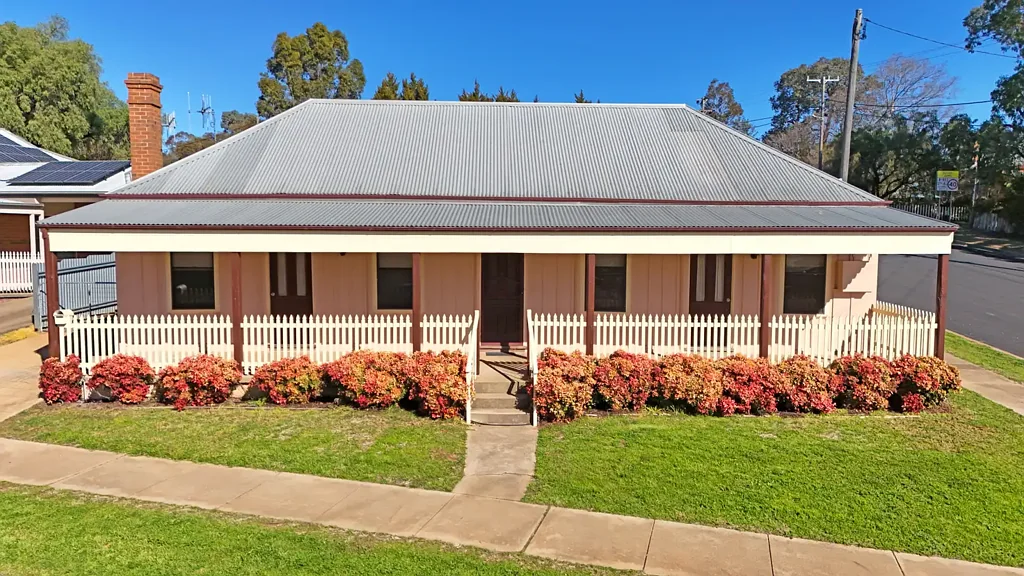 Gulgong 3غرفة نوم HISTORIC CHARM, PRIME POSITION & ENDLESS POSSIBILITIES