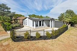 37 Turquoise Drive, Salisbury East