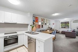 55/38 Palmer st, Greenslopes