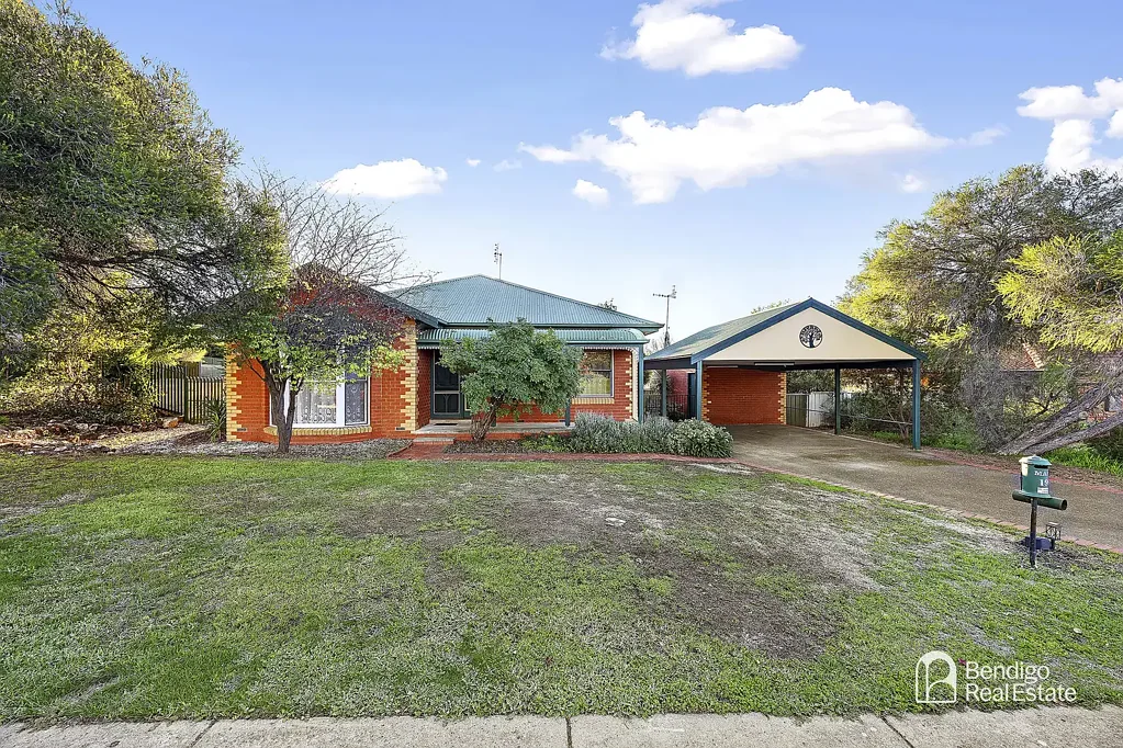 Kennington 3房  A Kennington Classic with Development Upside - Solid, Spacious and Future Ready