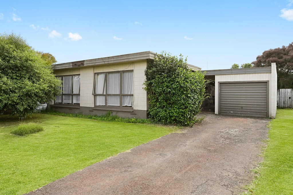 Saint Andrews 3 Slaapkamer Bring an Offer - Ready to Sell!
