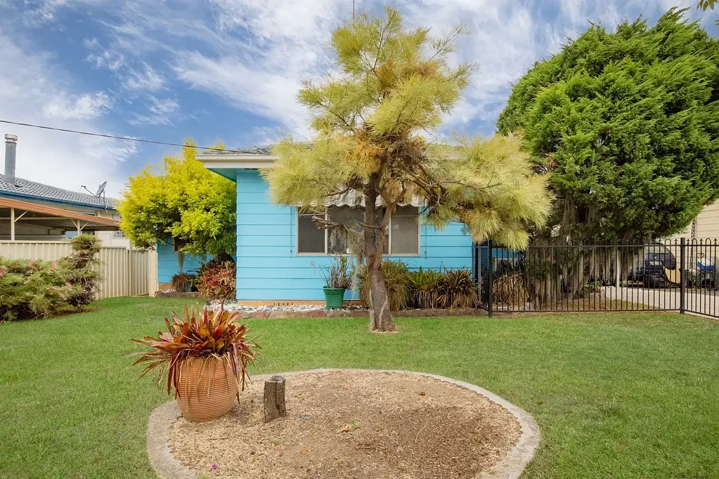 8 Barralier Avenue, Woodberry, NSW 2322