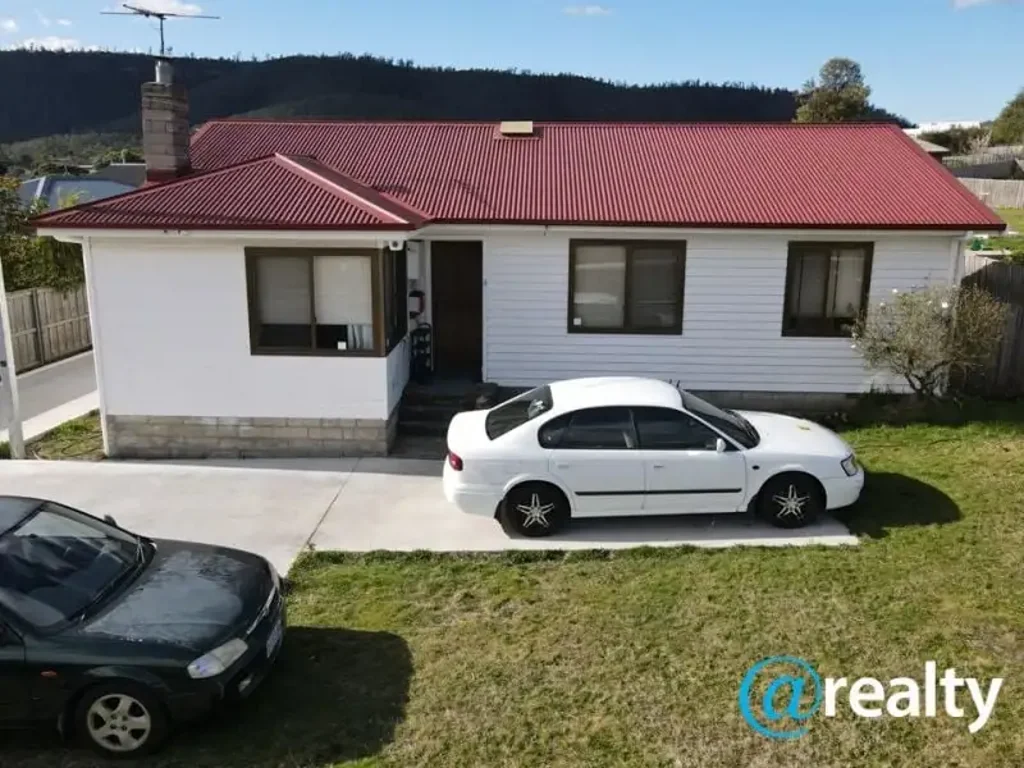 1/4 Amundsen Crescent, Warrane, TAS 7018