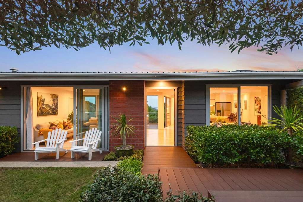 Birkenhead 4房  Spacious Scandi Style, Kiwi Living