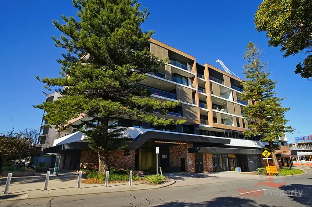 Claremont 2ਬੈੱਡਰੂਮ Stylish Claremont Apartment Living with Two Ensuites and Two Car Bays