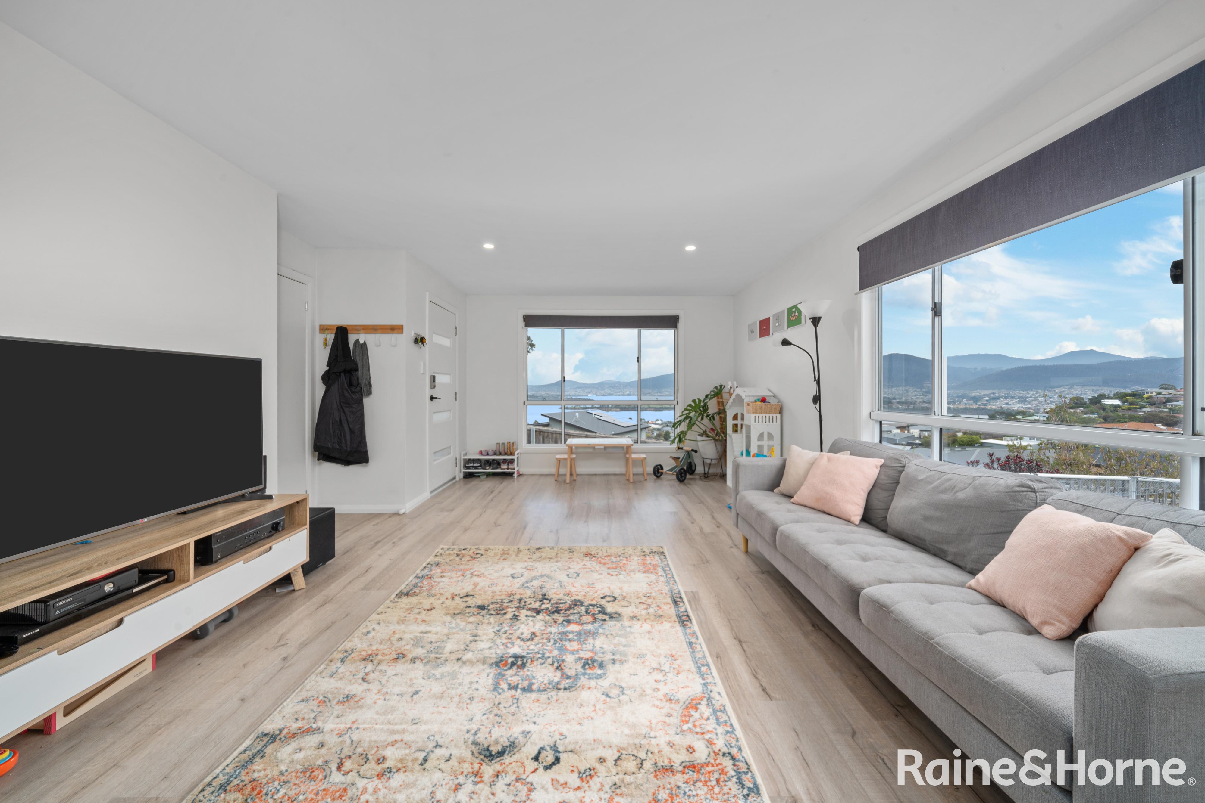 UNIT 1 25 ASHGROVE CR, OLD BEACH TAS 7017, 0 Kuwarto, 0 Banyo, Townhouse