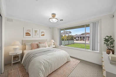 ਹੋਰ - 2 Damte Place, St Albans, VIC 3021