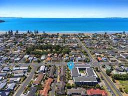206/252 Centreway Road, Orewa