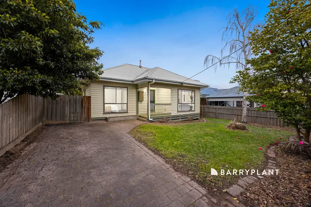 Drouin 3 Bedroom Feel at home in Drouin