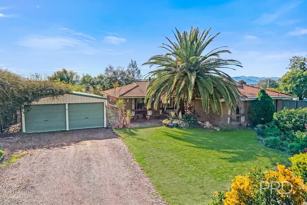 Quirindi 3房  Relaxed Family Living with Room to Move