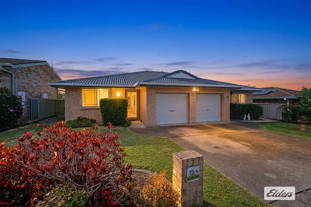 Taree 2 Bedroom RARE TORRENS TITLE VILLA WITH NO STRATA FEES