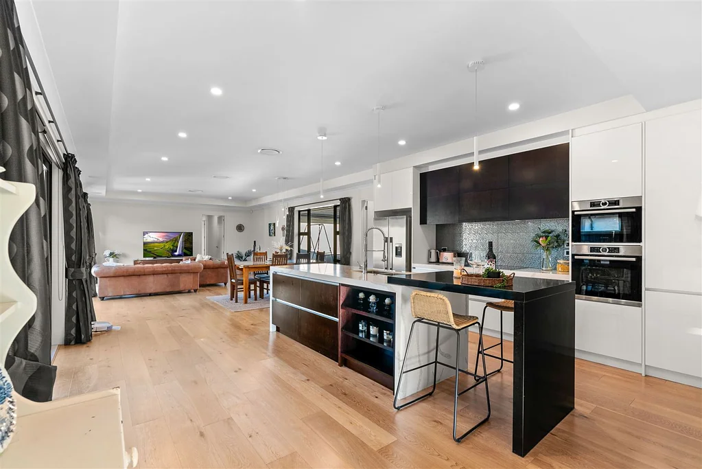 10 Bronco Drive, Aidanfield, Canterbury