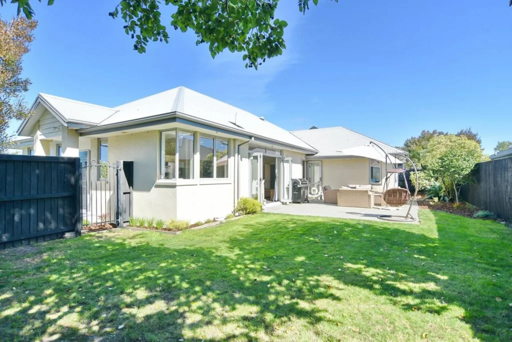 3 Puhara Avenue, Parklands, Christchurch City