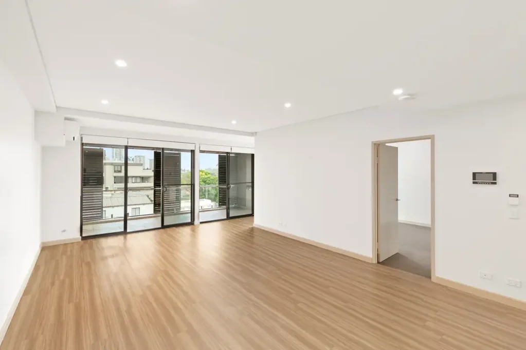 MODERN LIVING LIFESTYLE