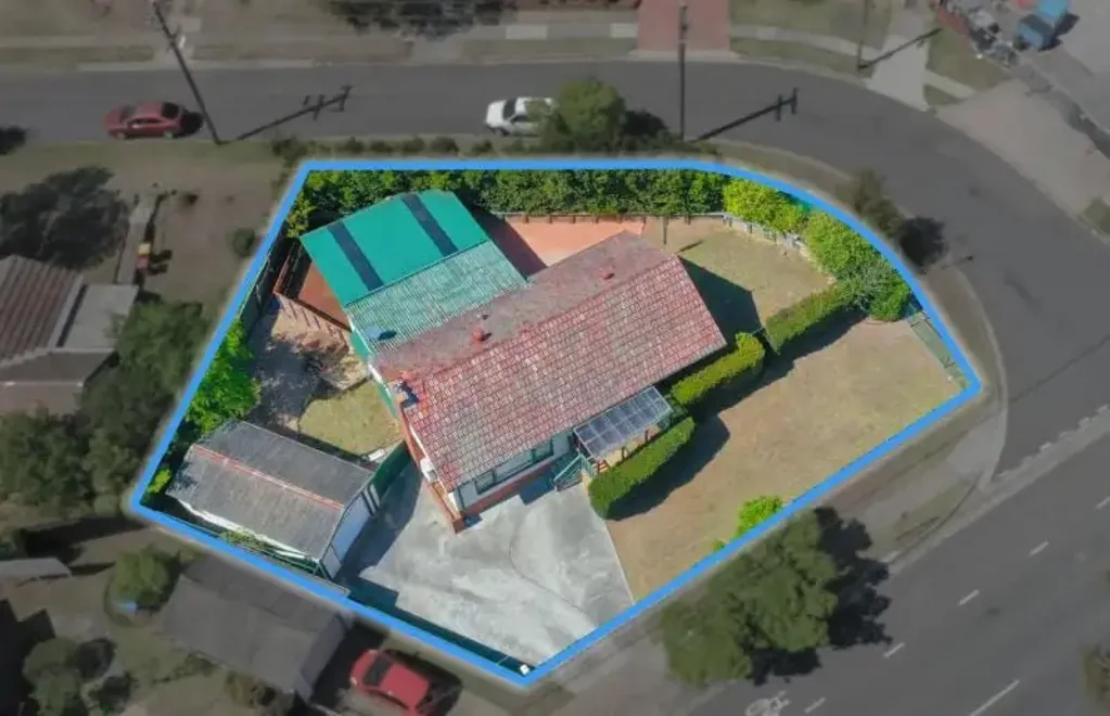 Campbelltown 3 Bedroom Property on a Peninsula!