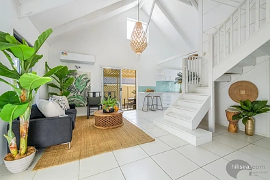 2/11 Beitz Avenue, Labrador, QLD 4215, 3房, 1浴, Apartment