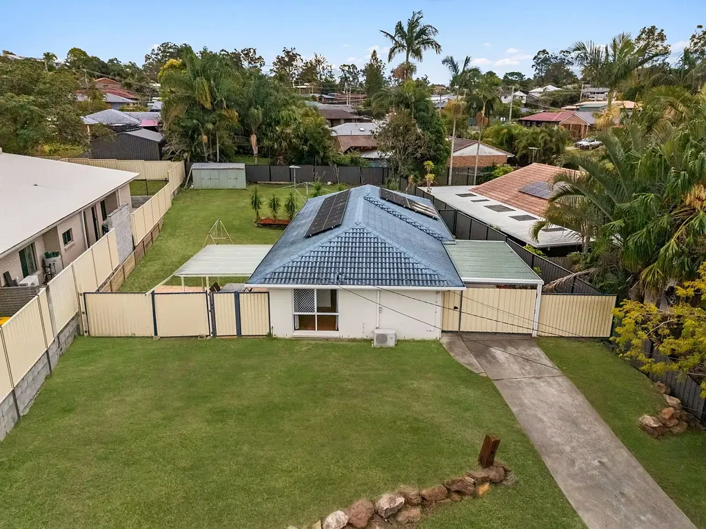 11 Owens Crescent, Regents Park, QLD 4118
