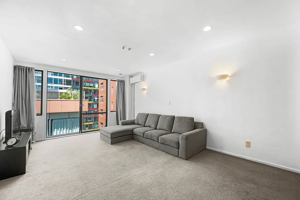 Auckland Central 2房  Urgent Sale: Owner Cash Up