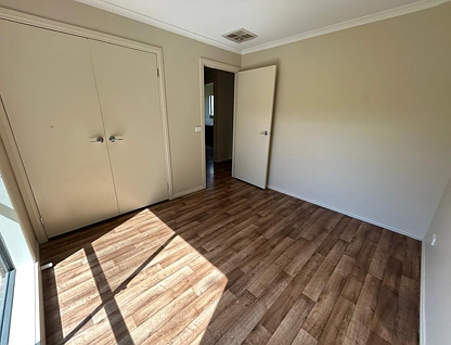 9 YELLOW GUM DRIVE, Pakenham, South East Melbourne, 3 rūma, 2 rūma horoi, House