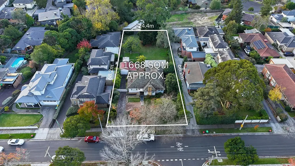 Mitcham 4房 Mitcham珍稀地块 1668sqm广阔土地 学区房潜力无限 步行商圈便利 宜人朝北采光 Prime Mitcham Development Opportunity with Exceptional Future Potential (STCA)