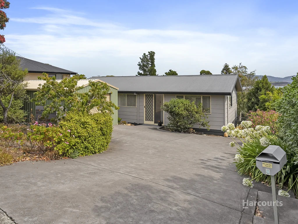 8 Brady Street, Midway Point, TAS 7171