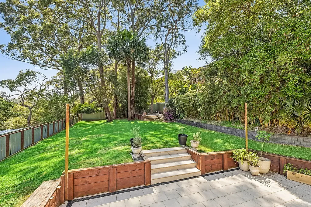 Killcare Heights 4房  Water views, expansive block and coastal lifestyle