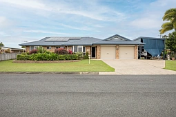 41 Schapers Road, Glenella