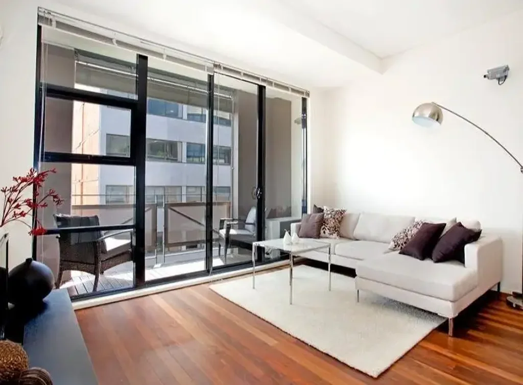 DELANO APARTMENTS