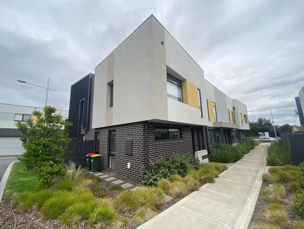 PRIVATELY TUCKED AWAY TOWNHOUSE