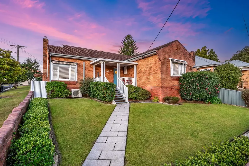 18 Delando Street, Waratah, NSW 2298