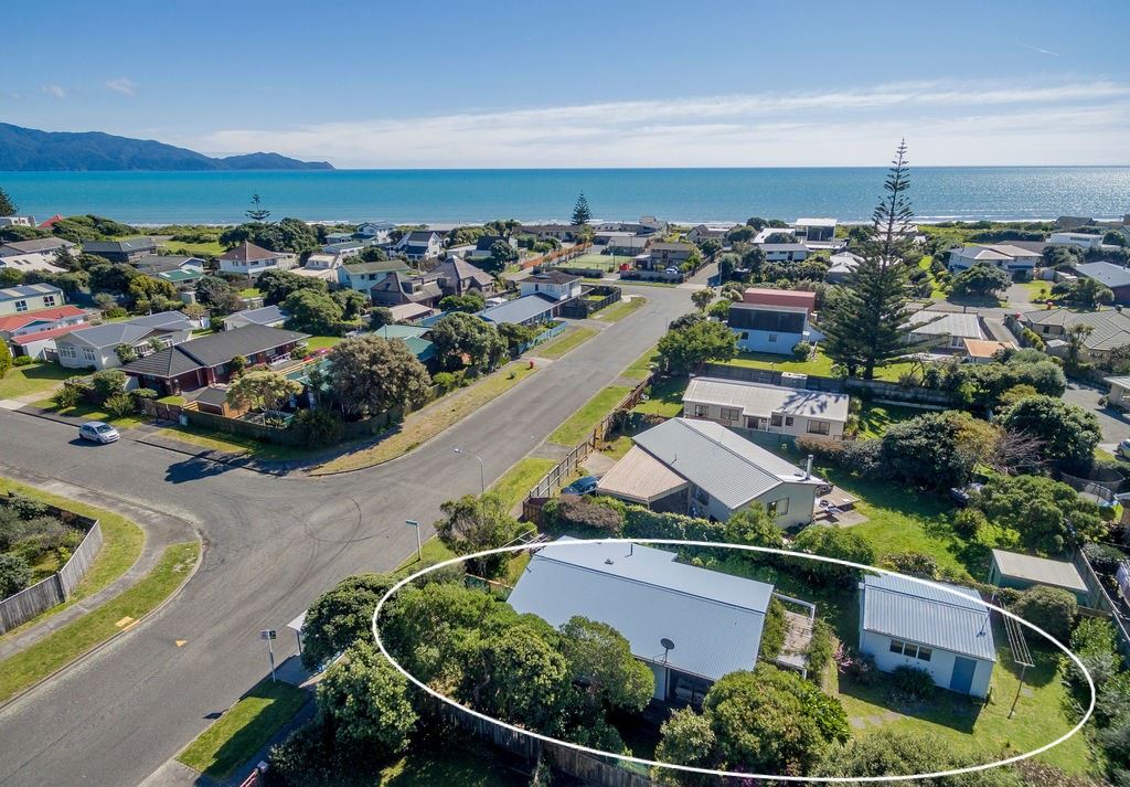 7 Reeves Street, Waikanae Beach, Kapiti Coast, 3 Schlafzimmer, 1 Badezimmer