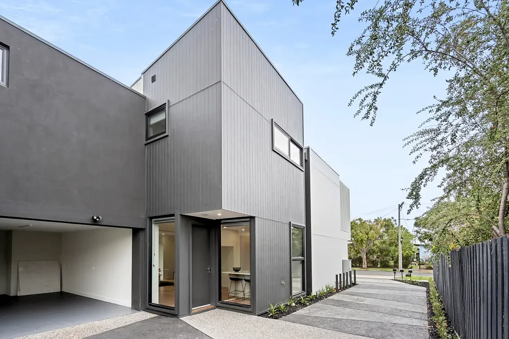 Maribyrnong 2 Slaapkamer Winning Style -  Contemporary Quality