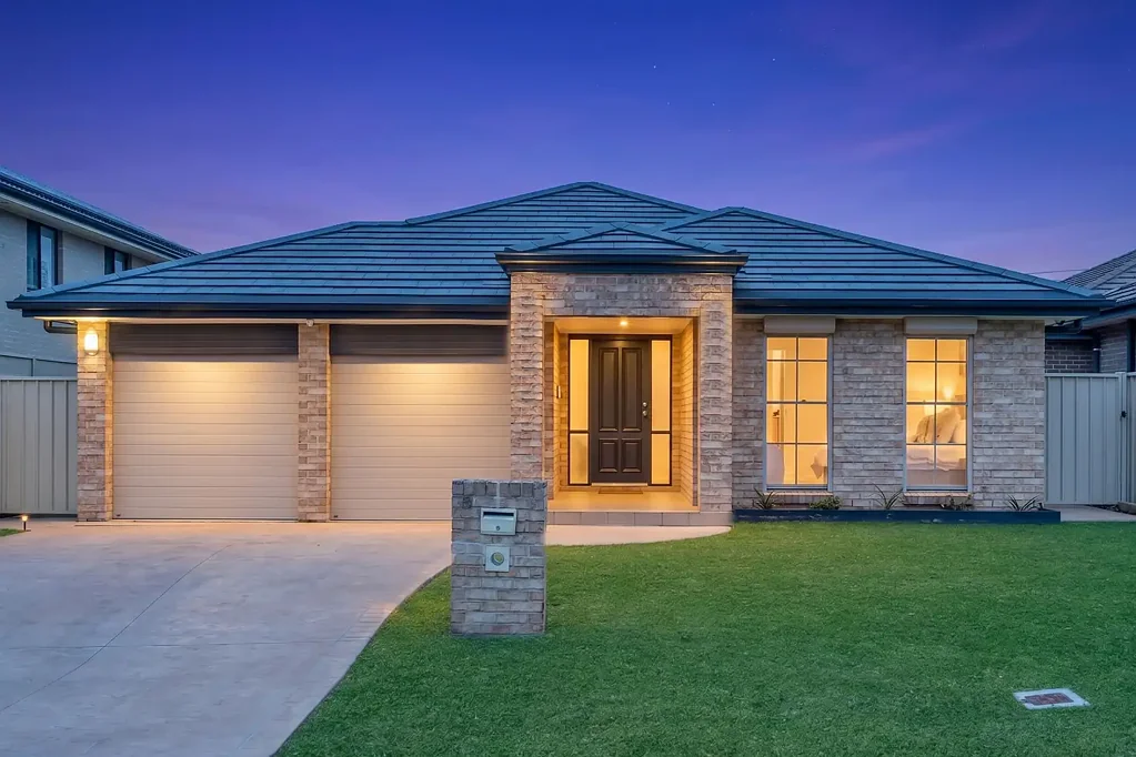 Carnes Hill 5બેડરૂમ Renovated Family Entertainer | Modern Style in the Heart of Carnes Hill