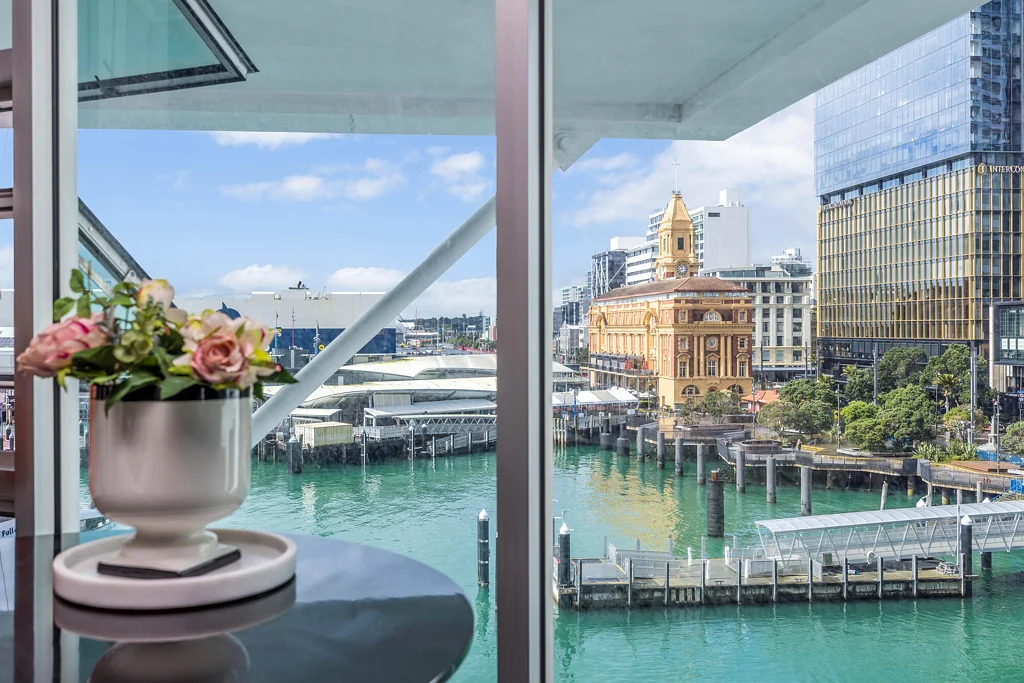 Auckland Central 1Moenga Waterfront Chic City Pad