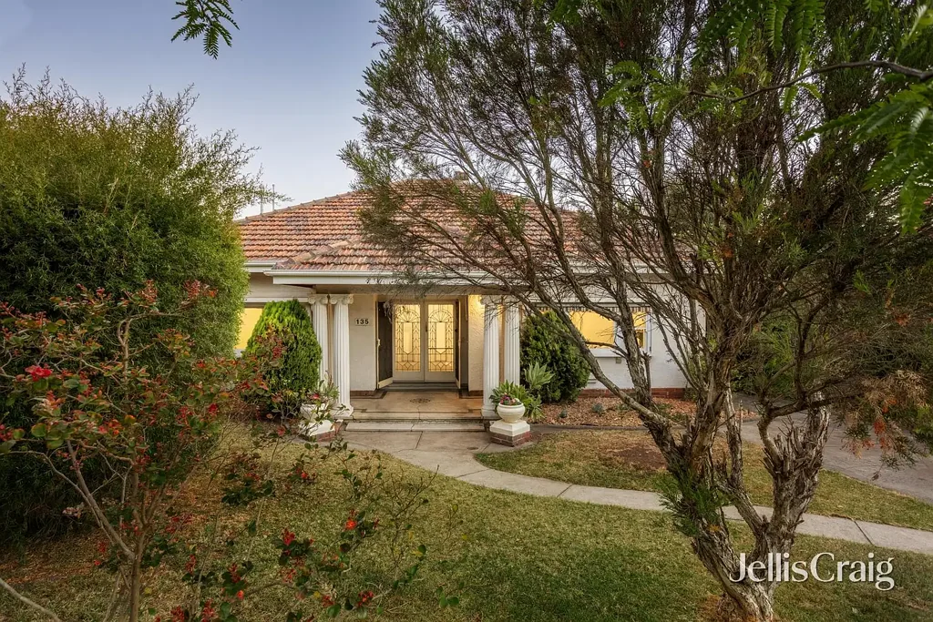 135 Maltravers Road, Ivanhoe, VIC 3079